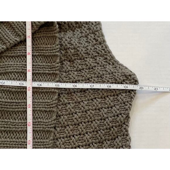 Chico's Olive Green Open Chunky Knit Sweater Vest, Cotton Blend, Size M - Picture 11 of 12